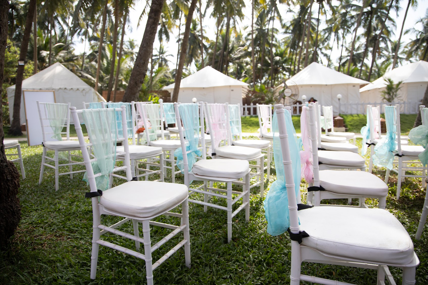 Elegant wedding floral styling
